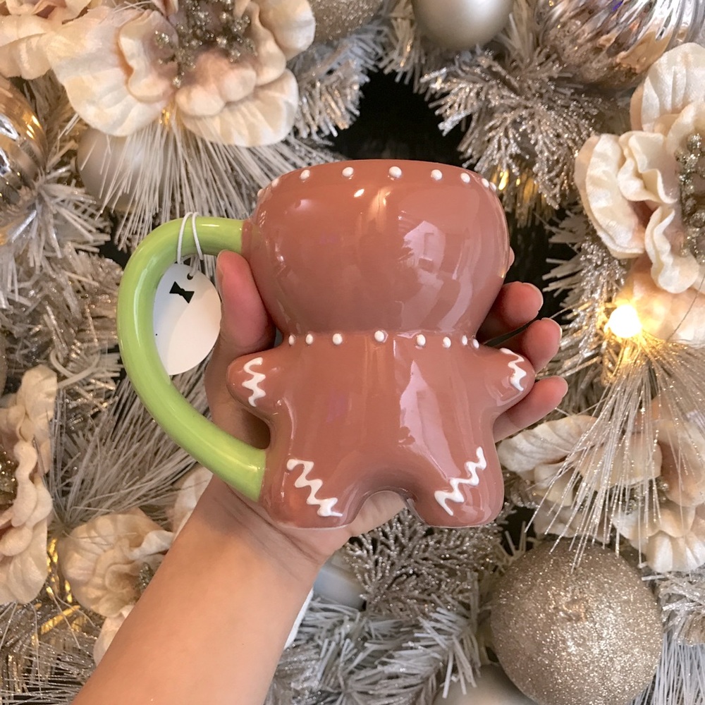 LAST FEW!!✨NEW🍪Target Threshold Gingerbread Man Mug🎄 - Picture 3 of 6
